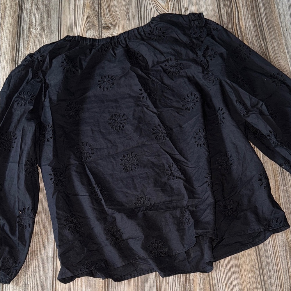 Ana floral eyelet blouse xl Black Women's Top balloon sleeve cotton